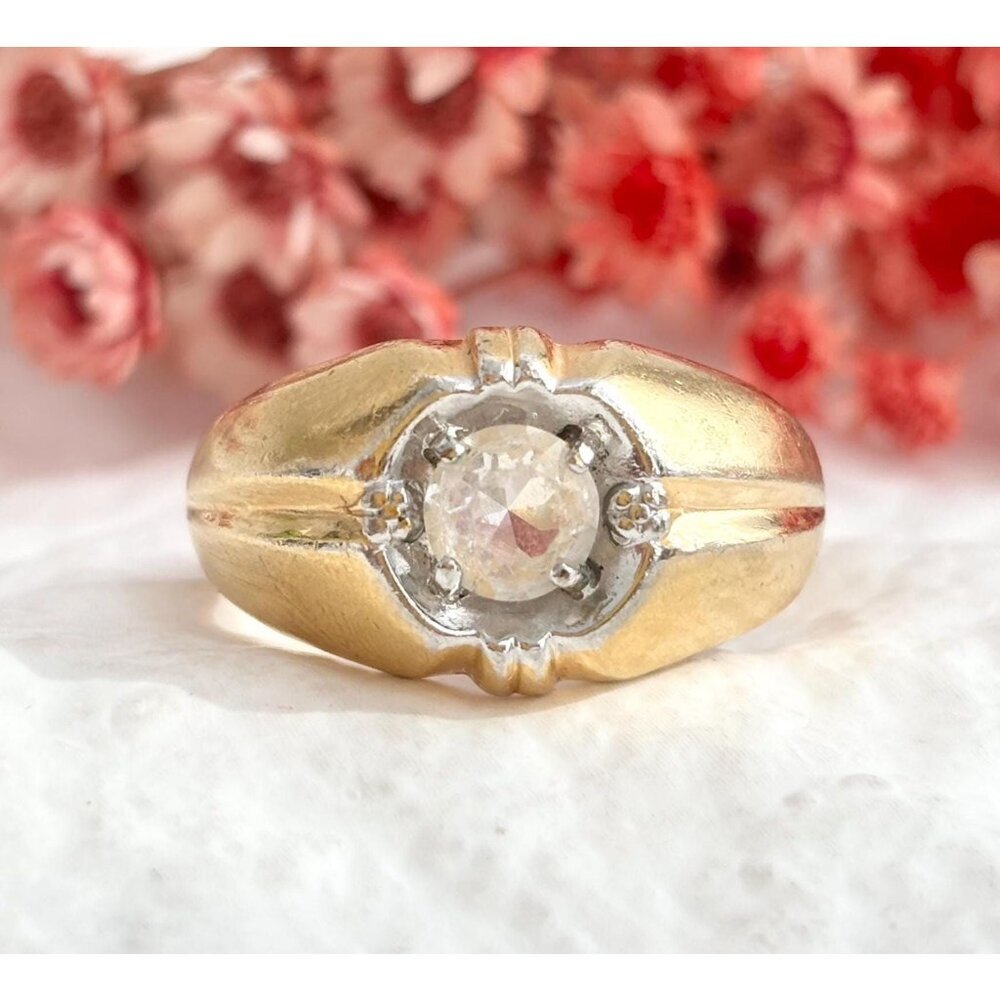 Colorless Faux Gemstone Gold Toned Costume Jewelry Vintage Ring - sz 11